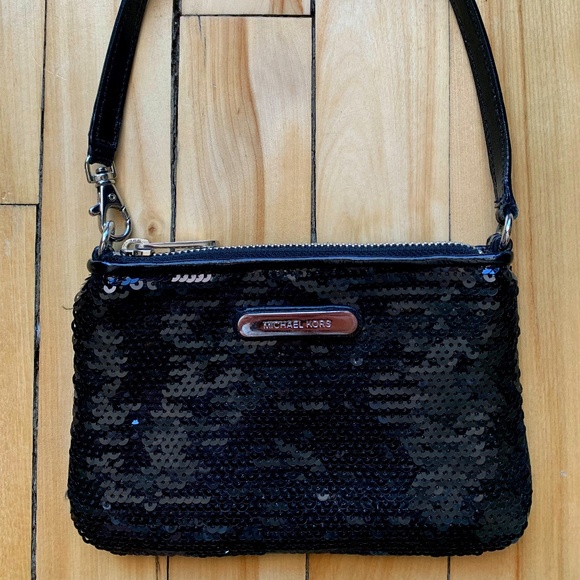 Michael Kors black sequin wristlet - Picture 1 of 4